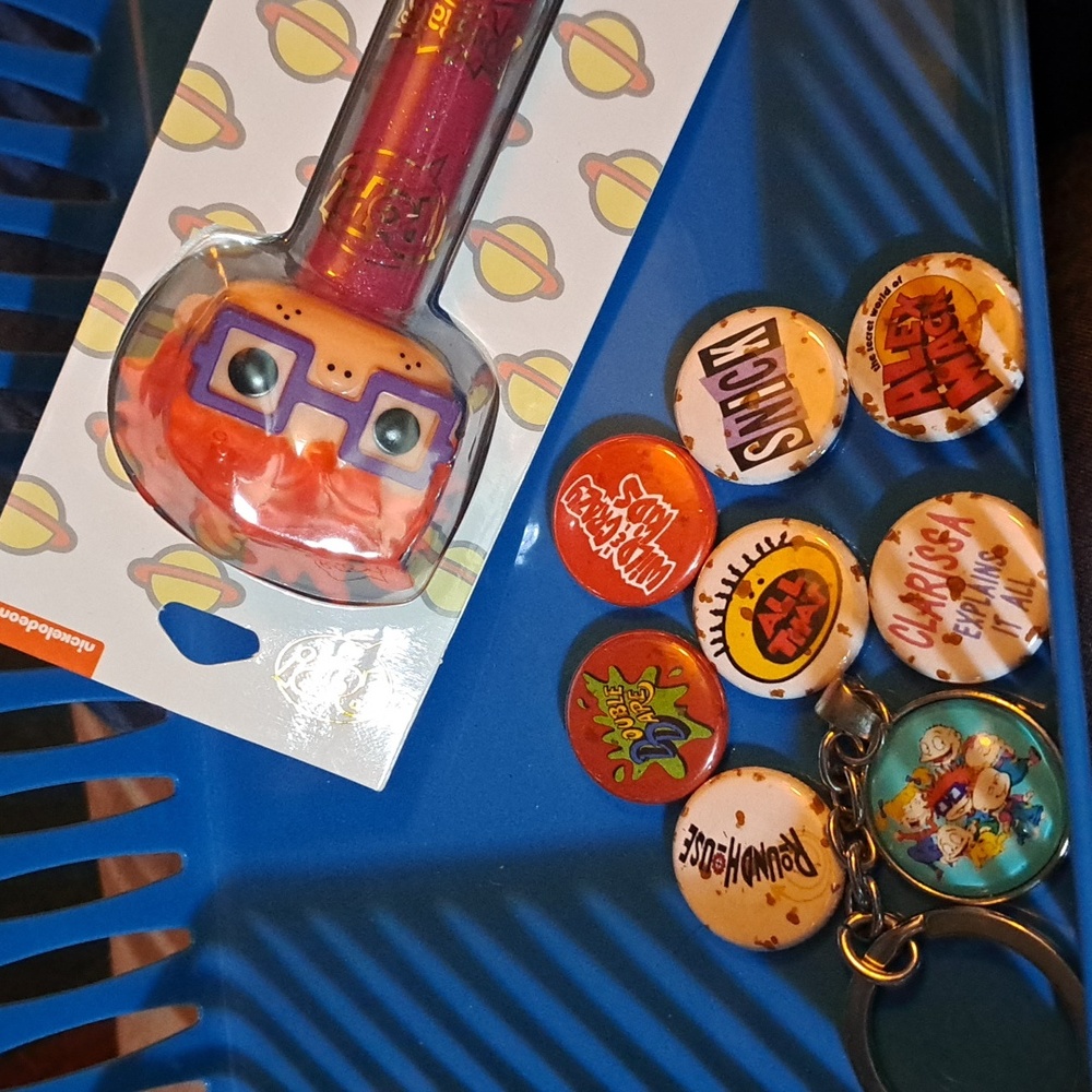 Nickelodeon keychain pins Funko Pop Rugrats Limited Edition Chuckie Lip Gloss